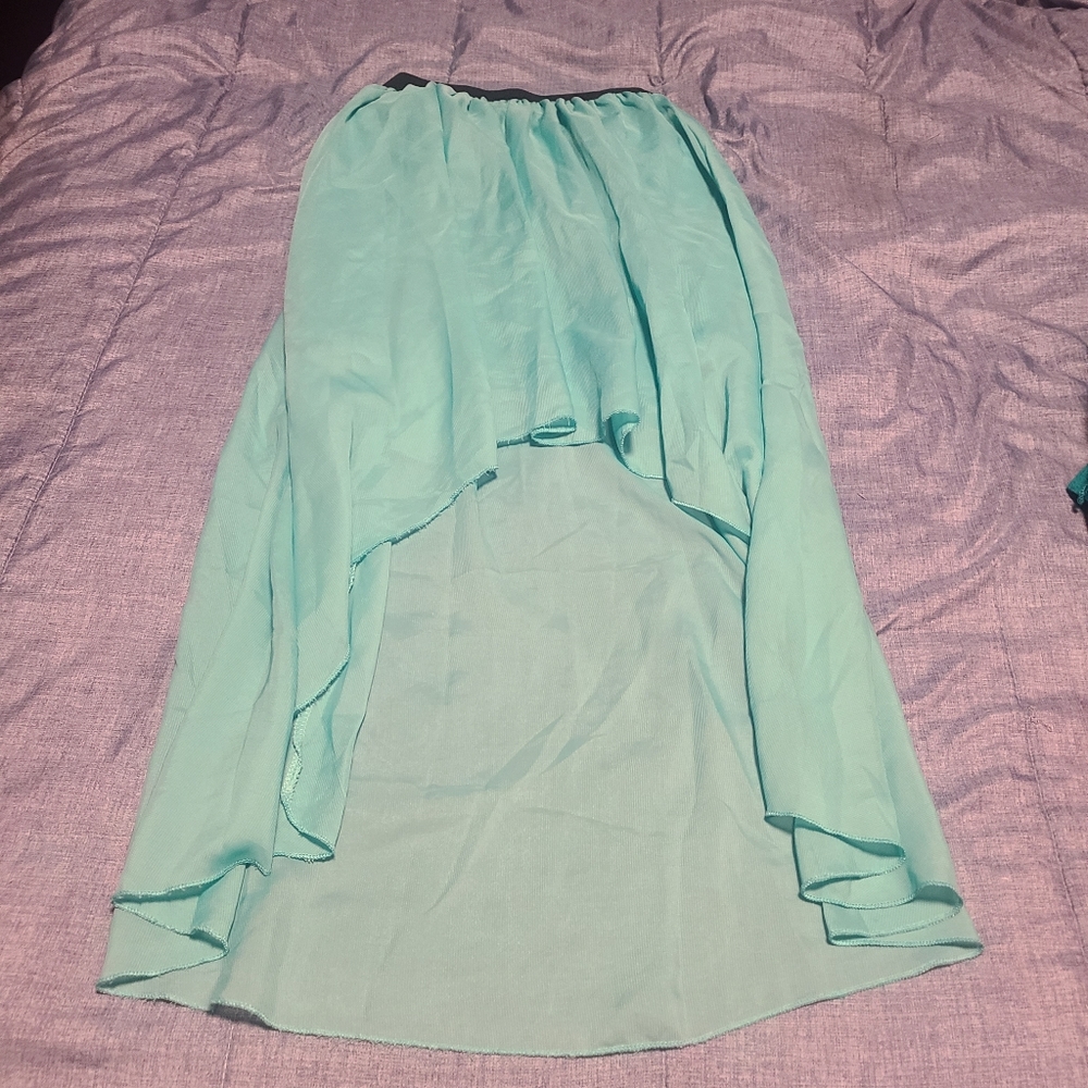 Green layered skirt